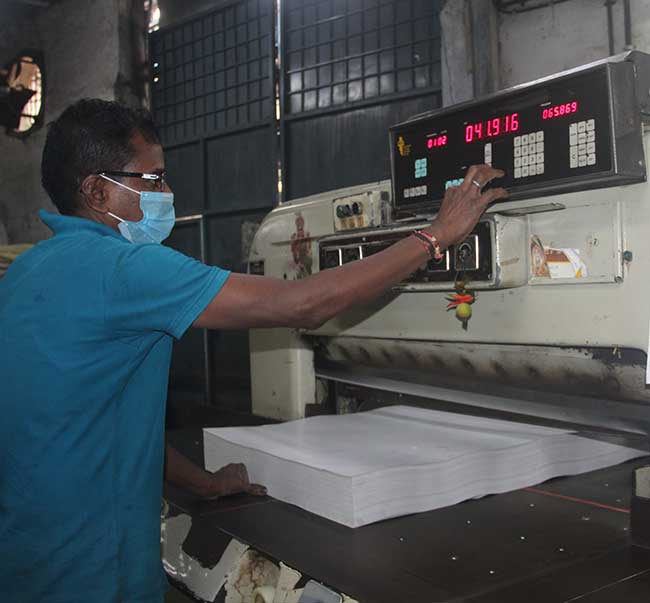 pre-press-cutting